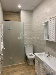Daire 84 m² Daire - Şerif Khimshiashvili, Batumi, Gürcistan