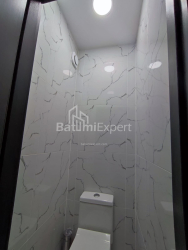 Daire 71.5 m² Daire - Şerif Khimshiashvili, Batumi, Gürcistan