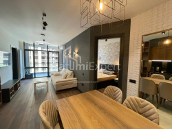 Daire 3-oda 61.6 m² - Kahramanlar Sokağı, Batumi