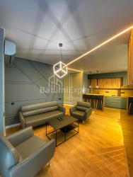 Daire 79.7 m² Daire - Zhiuli Shartava, Batumi, Gürcistan
