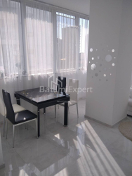 Daire 75.6 m² Daire - Niko Pirosmani, Batumi, Gürcistan