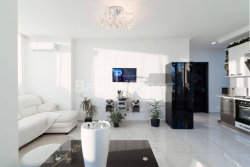 Daire 3-oda 75.6 m² - Niko Pirosmani, Batumi