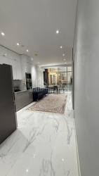 Daire 98.2 m² Daire - Şerif Khimshiashvili, Batumi, Gürcistan