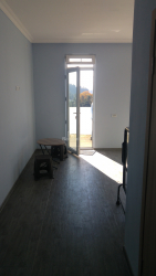 Daire 37 m² Daire - Ahalgazrdoba, Makhinjauri, Gürcistan