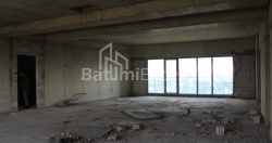 Daire 172.68 m² Daire - Lech ve Maria Kachinsky, Batumi, Gürcistan