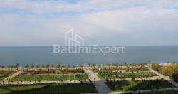 Daire 1-oda 75.8 m² - Lech ve Maria Kachinsky, Batumi