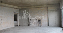 Daire 75.75 m² Daire - Lech ve Maria Kachinsky, Batumi, Gürcistan