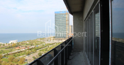 Daire 75.75 m² Daire - Lech ve Maria Kachinsky, Batumi, Gürcistan