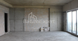 Daire 75.75 m² Daire - Lech ve Maria Kachinsky, Batumi, Gürcistan