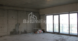 Daire 172.68 m² Daire - Lech ve Maria Kachinsky, Batumi, Gürcistan